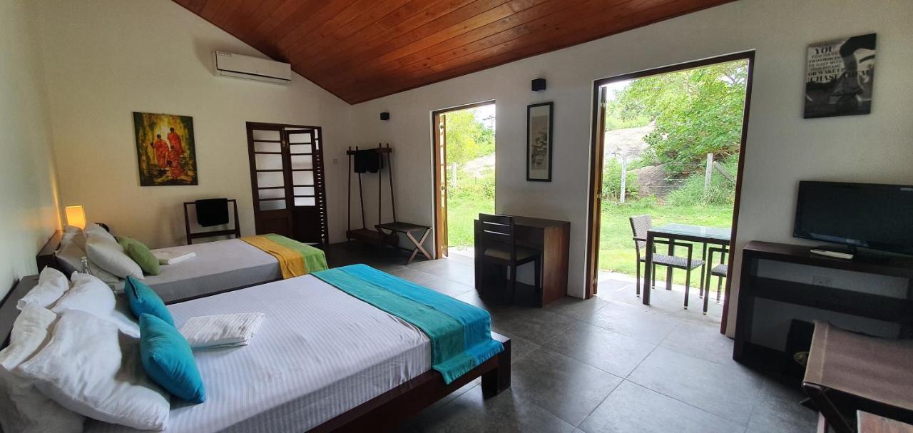 Ocean Cottage Kalametiya Bagian luar foto