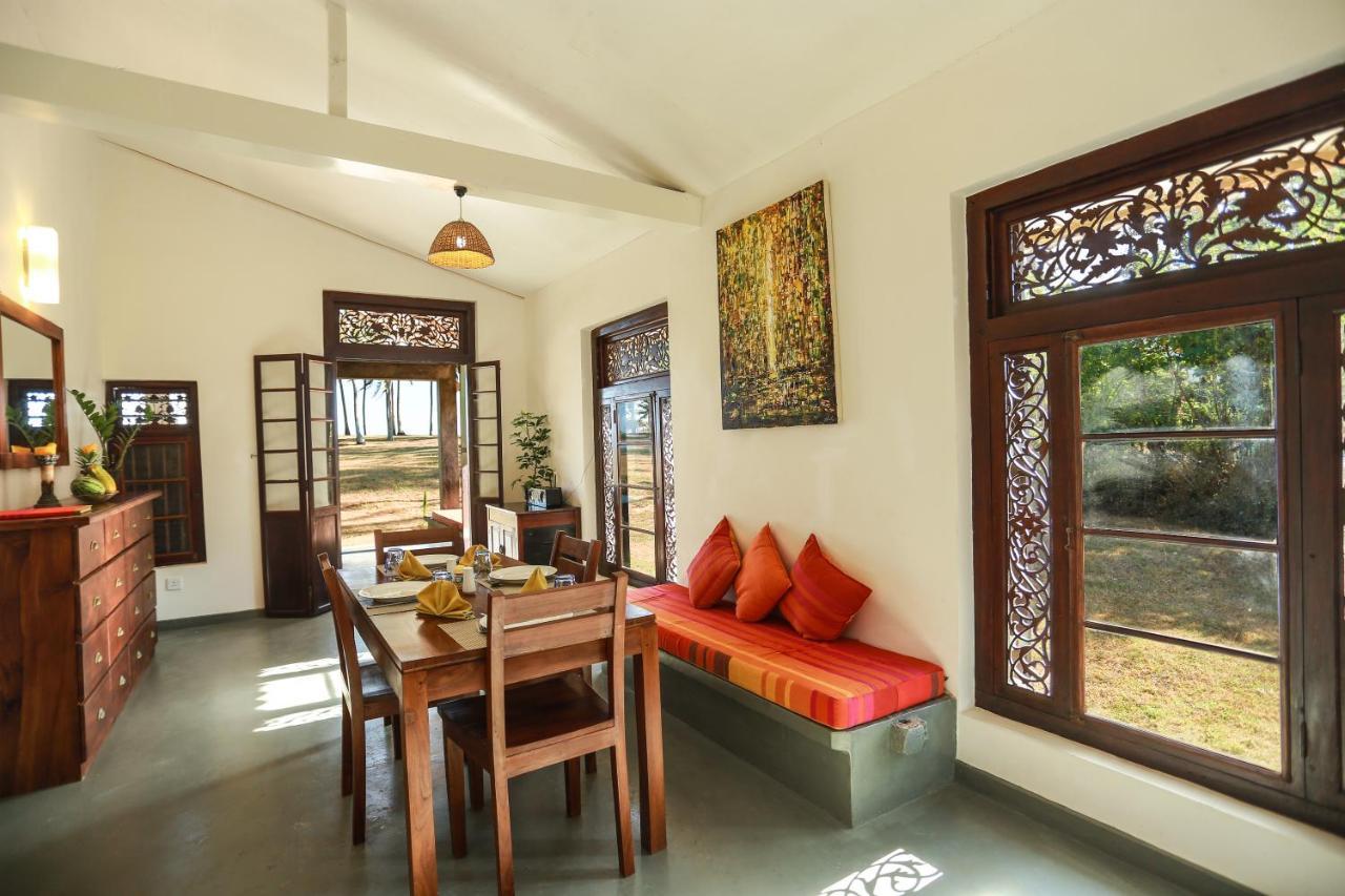 Ocean Cottage Kalametiya Bagian luar foto