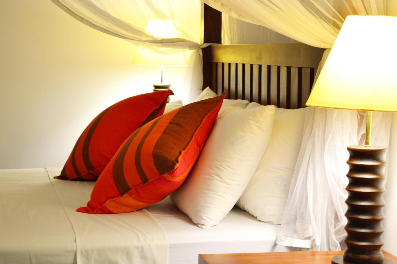 Ocean Cottage Kalametiya Bagian luar foto